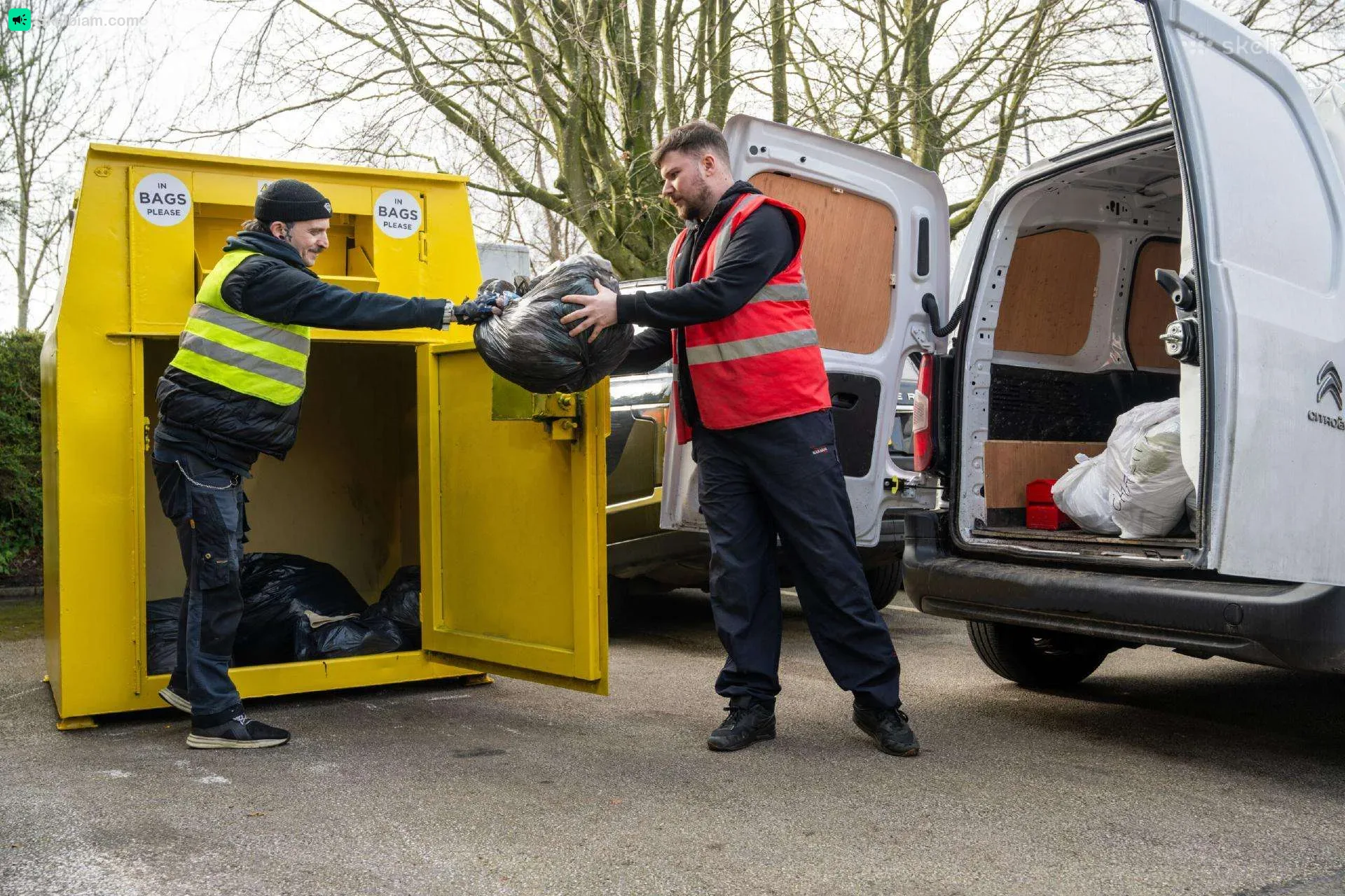 Ieškomas Vairuotojas Rinkti Labdara! Manchester — Siūlo darbą, Mančesteris