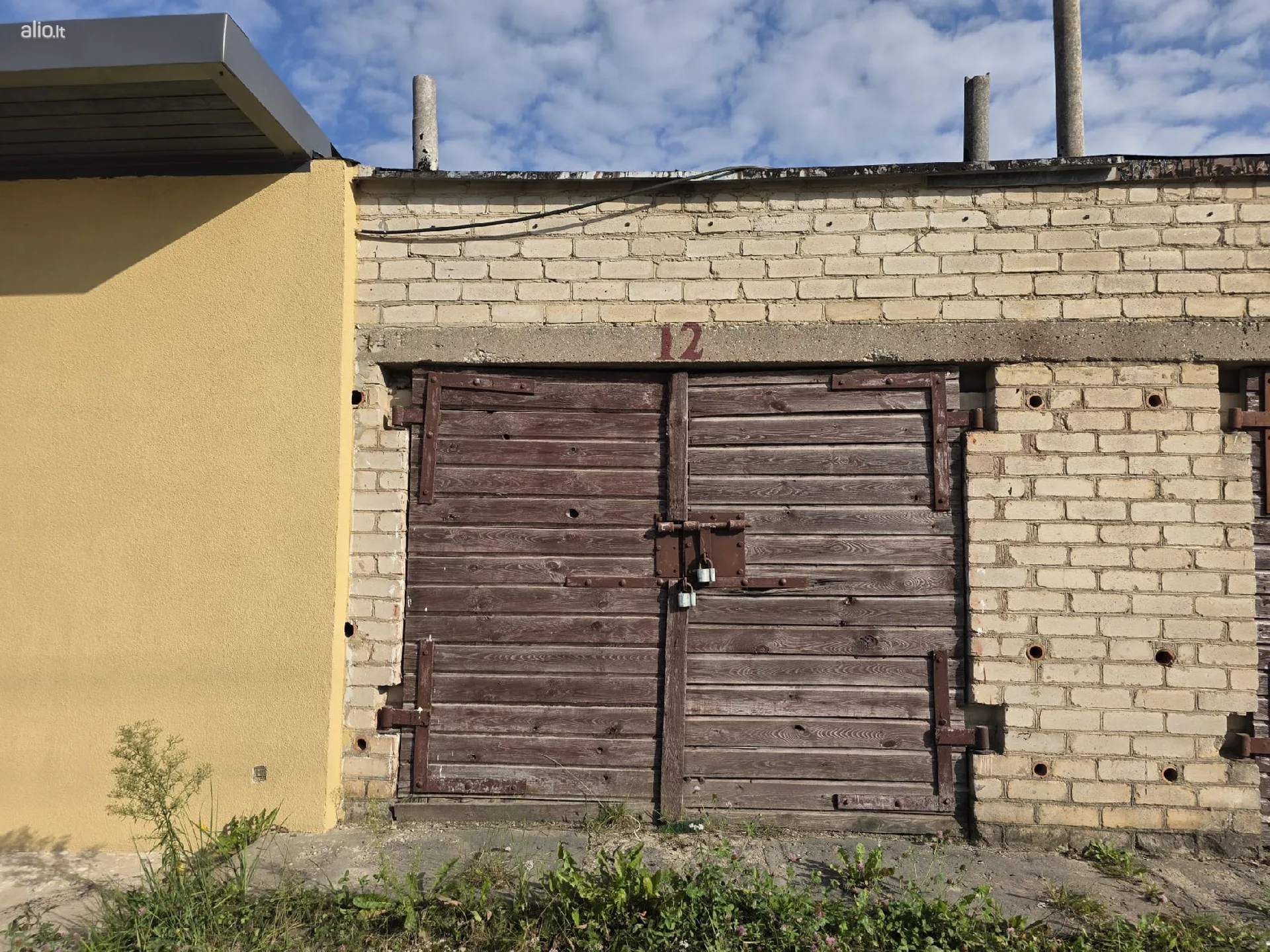 Didelis garažas. Rūsys po visu garažu — Garažai, Mazeikiai